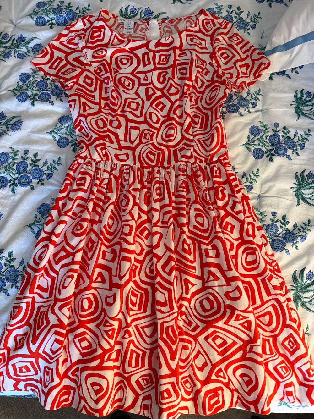 Oscar de la Renta Red and White Geometric Maze Print Dress